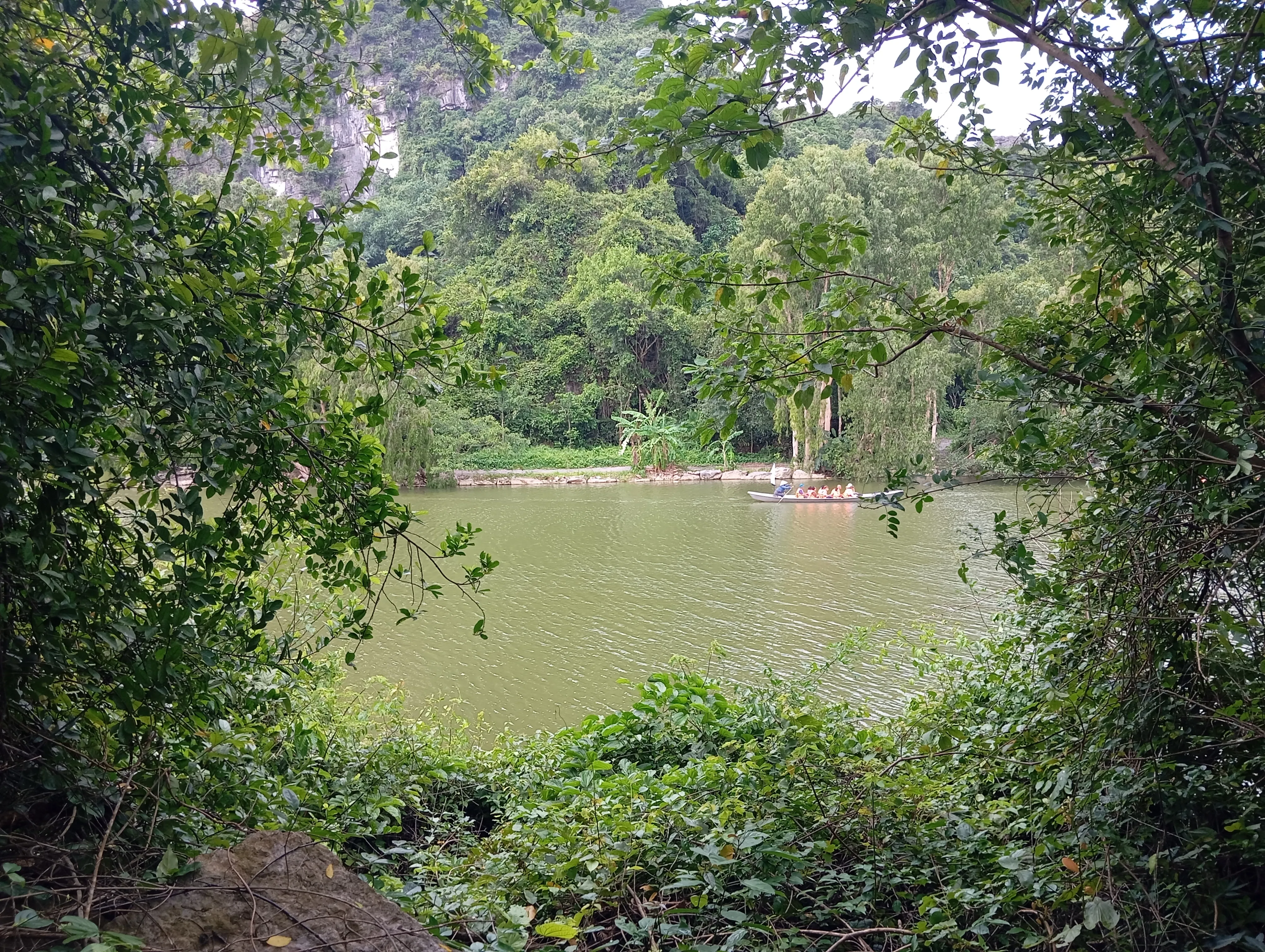 Hoàng hôn nhẹ nhàng tại Thung Nham
